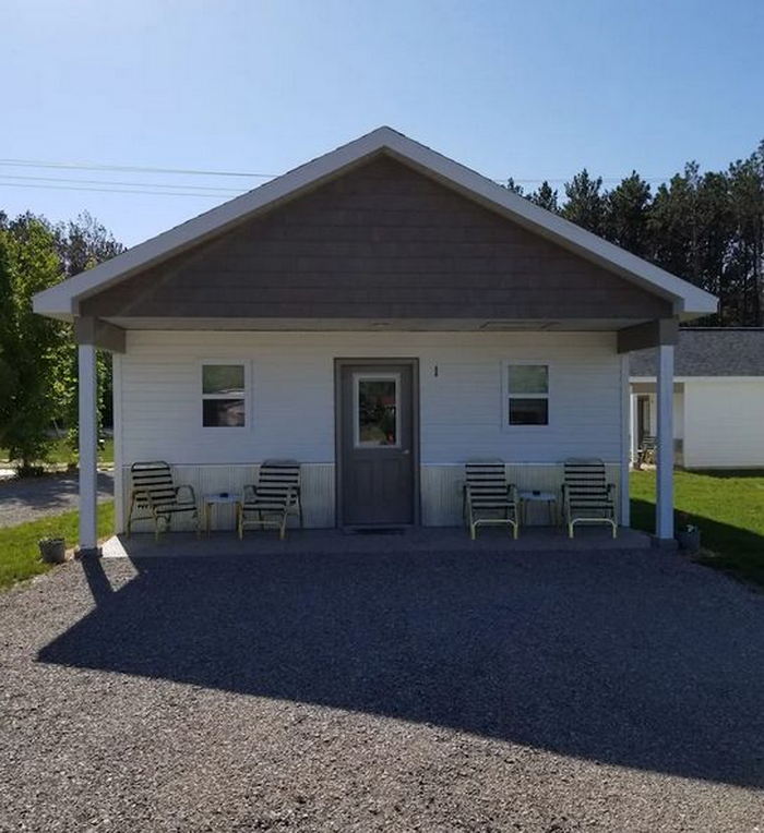 Torch Bay Inn and Cottages - Web Listing Photo (newer photo)